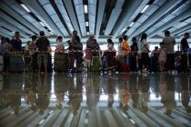 В Пекине могут отменить прямые международные рейсы