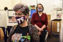 Защитные маски в США стали способом предвыборной агитации