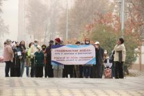ВПЕРВЫЕ В ТАДЖИКИСТАНЕ!  Жители Душанбе занялись скандинавской ходьбой