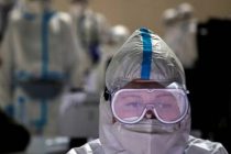 В США за сутки умерли почти 2 тыс. заразившихся коронавирусом — максимум с начала пандемии