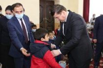 Таджикский национальный университет оказал помощь воспитанникам Школы-интерната Гиссара