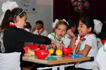 Специалисты ВОЗ призывают страны обеспечить здоровое питание в школах, детсадах и больницах