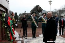 Президент Исламской Республики Афганистан Мухаммад Ашраф Гани возложил венок к памятнику Исмоилу Сомони