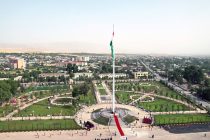 Лидер нации Эмомали Рахмон открыл площадь Государственного Флага в Дангаринском районе