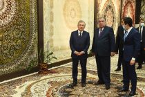 Президент Республики Таджикистан Эмомали Рахмон и Президент Республики Узбекистан Шавкат Мирзиёев посетили ОАО «Колинхои Кайроккум» (Кайраккумские ковры»)