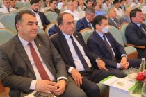 В Бохтаре открылся Форум предпринимателей Таджикистана и Узбекистана