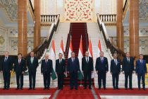 Президент Республики Таджикистан Эмомали Рахмон провел встречу с руководителями делегаций-участниц заседания Совета министров иностранных дел государств-членов Шанхайской организации сотрудничества