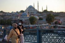 Турция введет новые ограничения из-за COVID-19