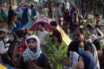 ООН: около 390 тыс. афганцев покинули свои дома с мая из-за войны