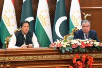 Выступление Премьер-министра Исламской Республики Пакистан Имрана Хана на пресс-конференции после переговоров с Президентом Республики Таджикистан