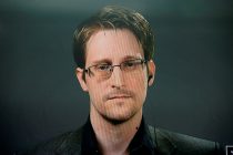 Сноуден предупредил пользователей смартфонов об опасности проникновения в их данные