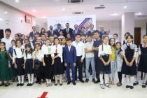 В Душанбе открылась выставка детского творчества стран ШОС «Добро пожаловать на 20-летие ШОС»
