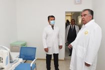 Президент страны сдал в эксплуатацию здание Региональной больницы «Ориён» и родильного отделения в Фархорском районе