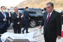 Лидер нации Эмомали Рахмон открыл амфитеатр в селе Лохути Ховалингского района