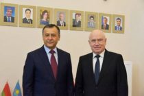 Председатель Исполкома СНГ С.Лебедев встретился с Чрезвычайным и Полномочным Послом Таджикистана в России Д.Гулмахмадзода