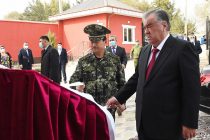 Президент страны Эмомали Рахмон открыл здание Группы «Таджикабад» Вахшского районного отделения Управления ГКНБ Таджикистана в Хатлонской области