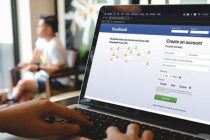 Американцы уверены, что Facebook вредит обществу США