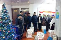 Накануне Нового года малообеспеченным семьям, людям с ограниченными возможностями и больным района Фирдавси оказана помощь