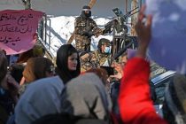 СМИ: талибы открыли огонь по протестующим женщинам в Кабуле