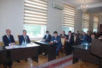 В Маджлиси намояндагон состоялся форум, посвященный истории возникновения и правовому значению Послания Президента Республики Таджикистан