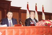 В Хатлонской области с участием Премьер-министра страны Кохира Расулзода состоялось заседание по итогам 2021 года и задачам на 2022 год