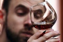 ОСТОРОЖНО! Нарколог предупредил об опасности алкоголя при простуде, ОРВИ и COVID-19