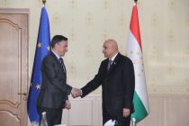 Махмадтоир Зокирзода встретился с делегацией Европейского парламента