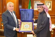 Таджикистан и Кувейт обсудили вопросы обмена опытом между специалистами двух стран