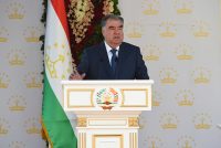 Лидер нации Эмомали Рахмон провел встречу с руководителями и активистами Аштского района