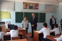 Министр образования и науки ознакомился с состоянием образования и воспитания в Президентской школе района Кушониён