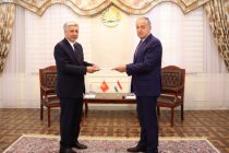 Глава МИД Таджикистана принял копии верительных грамот у Посла Кыргызской Республики