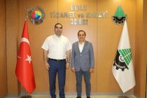 Посол Таджикистана в Турции Ашрафджон Гулов встретился с Председателем Торгово-промышленной палаты города Болу