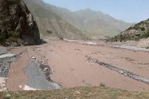 КЧС и ГО: до 21 июня в Таджикистане прогнозируются осадки, высока вероятность схода селей, камнепадов, оползней