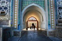 КТО НЕ МОЖЕТ СТАТЬ РЕЛИГИОЗНЫМ ДЕЯТЕЛЕМ . Парламент Таджикистана внес поправки в закон о свободе совести и религиозных объединениях