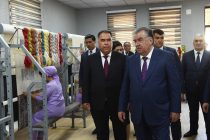 Лидер нации Эмомали Рахмон сдал в эксплуатацию ковроткацкий цех ГУП «Редкие металлы Таджикистана»