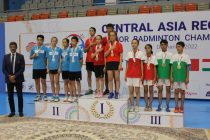 В Душанбе состоялась церемония награждения победителей регионального чемпионата Центральной Азии по бадминтону
