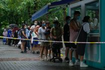 Около 150 тыс. туристов не могут покинуть остров Хайнань из-за вспышки коронавируса