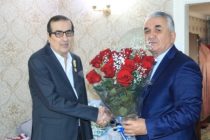 Гурез Сафар удостоен звания Народного писателя Таджикистана