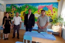Абдуджаббор Рахмонзода в Республике Узбекистан посетил таджикскую школу