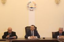 Посол Таджикистана в России провел встречу с таджикскими студентами и членами Общественного совета при Посольстве