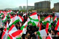 Государственный флаг Таджикистана во всех уголках мира представляет нашу свободную и с правовой основой страну