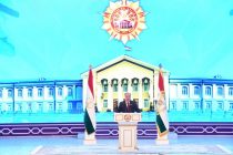 Глава государства Эмомали Рахмон принял участие в торжественном мероприятии в честь 30-й годовщины XVI сессии Верховного Совета Республики Таджикистан и культурной программе в Государственном учреждении «Касри Арбоб»