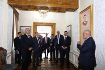 ФОТОФАКТ. Посол России в Таджикистане посетил Музей Лидера нации в Таджикском национальном университете