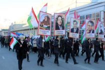 В Хороге состоялось шествие в солидарность очередной инициативе Президента Таджикистана Эмомали Рахмона