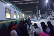 ЧП НА ПЕРЕВАЛЕ. В Узбекистане эвакуировали 400 человек, застрявших на перевале Камчик