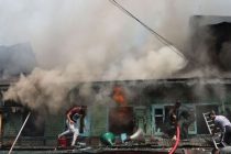 14 человек погибли в результате пожара на востоке Индии