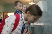 ЮНЕСКО сообщила об ограниченном доступе к безопасной питьевой воде почти в трети школ мира