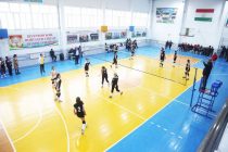 В Душанбе завершился Открытый спортивный турнир по профессиональному и непрофессиональному волейболу среди женщин