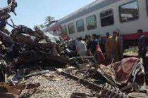 Два человека погибли, 16 пострадали в результате крушения поезда недалеко от египетской столицы