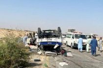 Девять человек погибли в Пакистане при подрыве полицейского автобуса